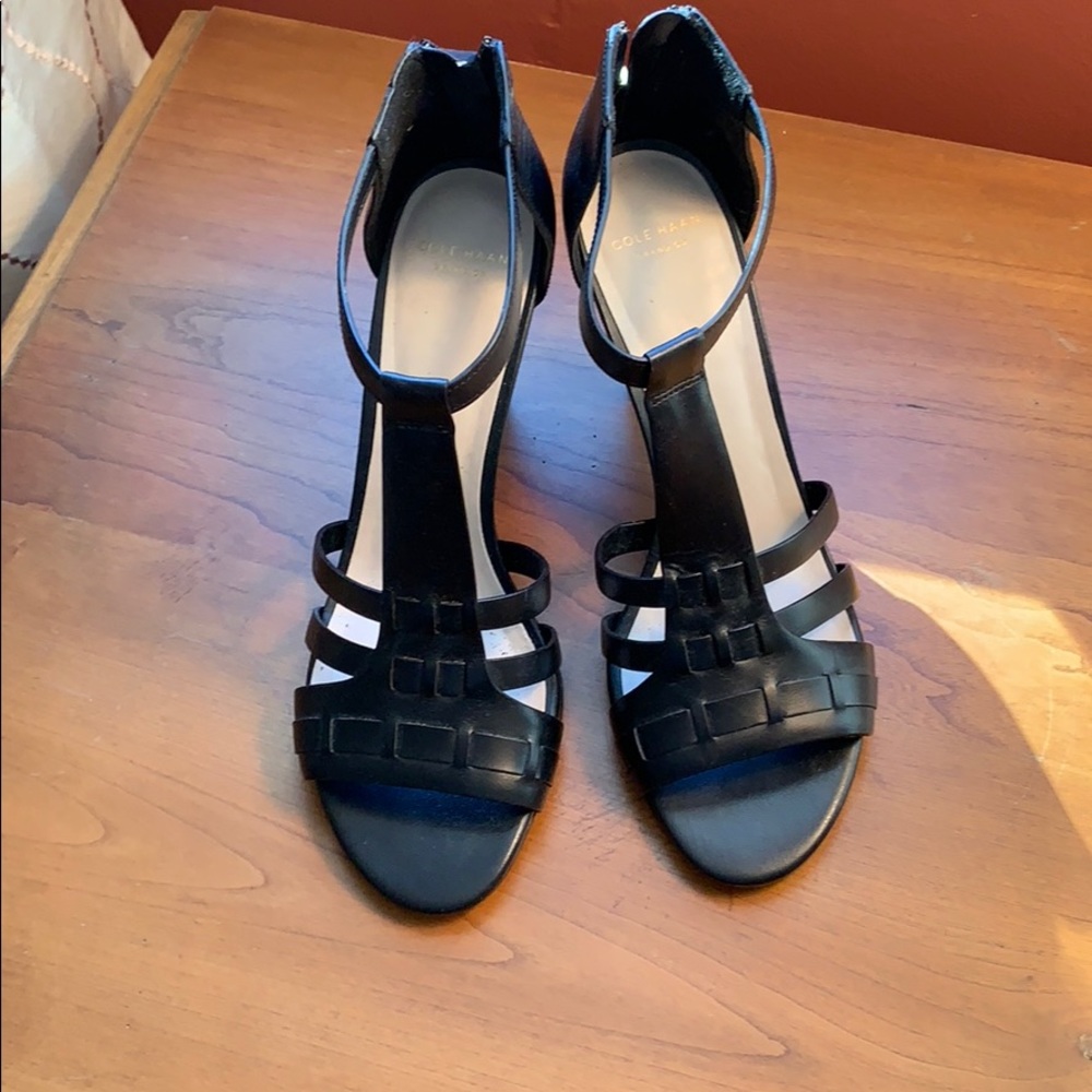 Sandals heeled